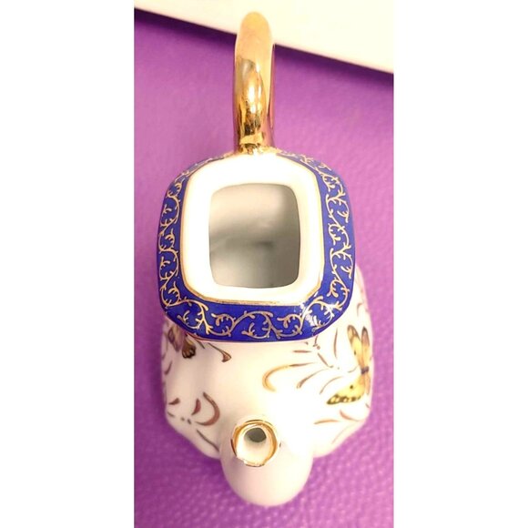 Miniature Porcelain Teapot With Gold Handle & Butterfly Design No Lid - Picture 5 of 6